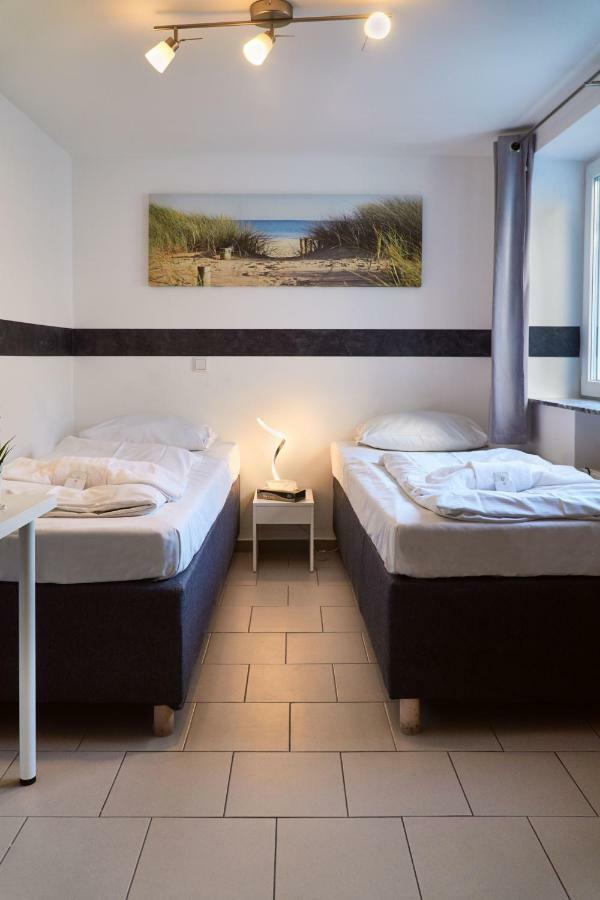 Hotel Moji Koeln Sieversstrasse Colónia Exterior foto